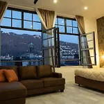 Maison d'hôtes Living Como-rooms&parking 4*