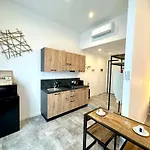 Maison d'hôtes Living Como-rooms&parking Côme
