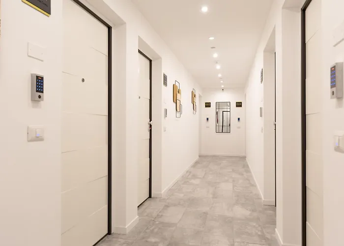 Living Como-rooms&parking Maison d'hôtes