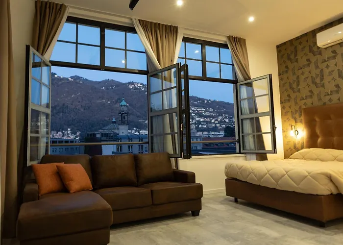 Maison d'hôtes Living Como-rooms&parking 4*