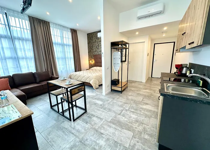 Living Como-rooms&parking Maison d'hôtes 4*