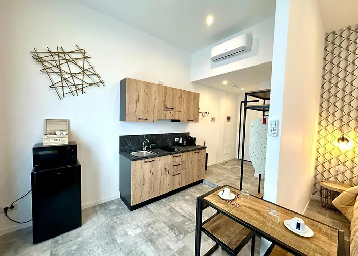 Maison d'hôtes Living Como-rooms&parking Côme