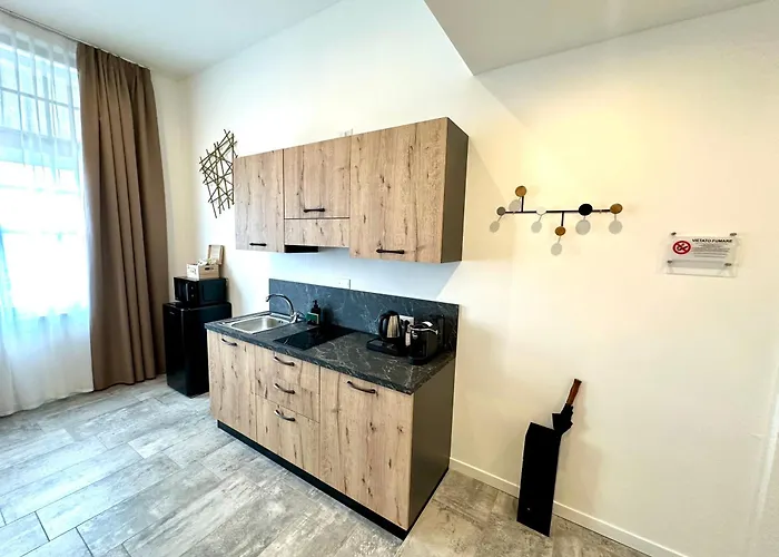 Maison d'hôtes Living Como-rooms&parking 4*