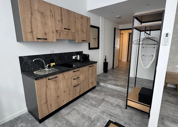 Πανσιόν Living Como-rooms&parking