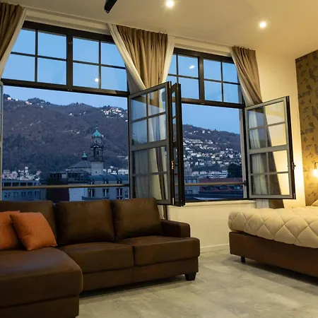 招待所 Living Como-rooms&parking 4*